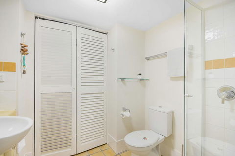 ALEXANDRA BEACH RESORT-ALEX412 - Kempsey Accommodation 2