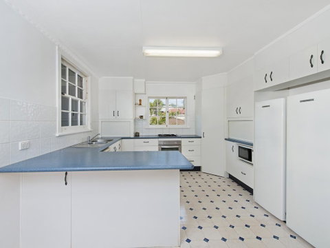 Allamanda House, 3 Willow Street - Kempsey Accommodation 1