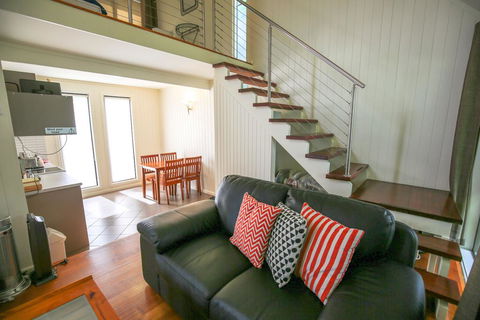 Allambie Cottages - Villa 2 - Kempsey Accommodation 0