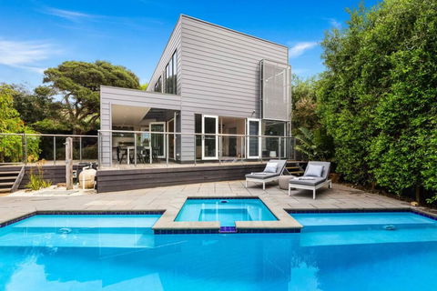 Amalfi Dream - Luxury Villa With Pool And Spa, Walk To Beach And Shops - Kempsey Accommodation 0