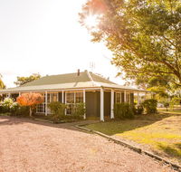 Among the Vines - Kempsey Accommodation