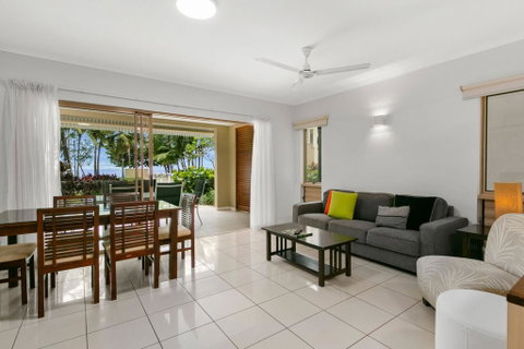 Amphora Resort Luxury Private Apts - Kempsey Accommodation 3