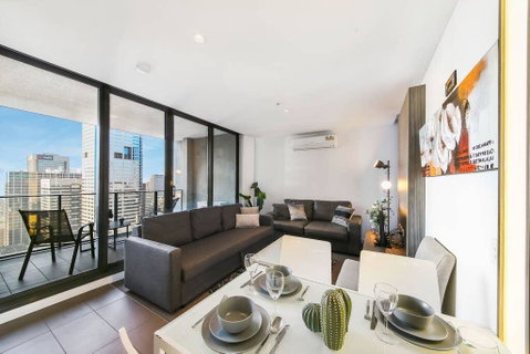 An Exquisite 2BR Apt With Stunning City Views - Kempsey Accommodation 2