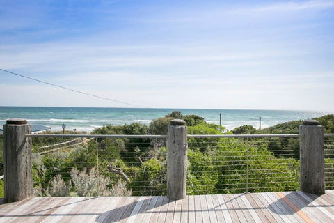 Anchor Beachfront Retreat - Kempsey Accommodation 0