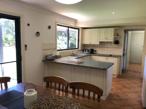 Anchor Down At Hat Head - Kempsey Accommodation 0