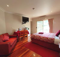 Angela's Beach Stays - Kempsey Accommodation