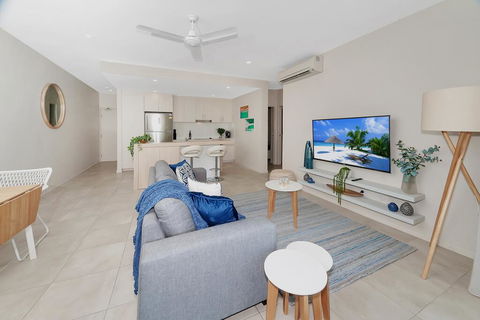 Apartment Close To The City Life On Lake 3 - Kempsey Accommodation 0