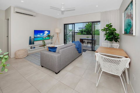 Apartment Close To The City Life On Lake 3 - Kempsey Accommodation 2