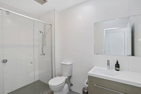 APOLLO 13 PENTHOUSE - Free Wifi & Huge Terrace! - Kempsey Accommodation 2