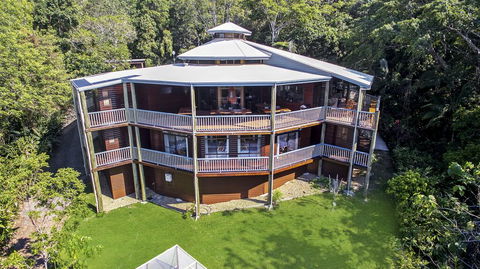 Aquila Retreat Mansion - Kempsey Accommodation 3