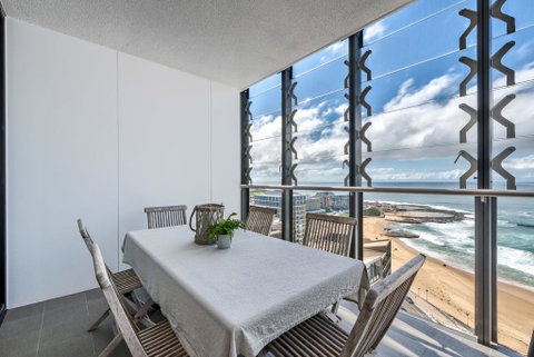 Arena, Unit A1205/75 Shortland Esplanade - Kempsey Accommodation 1