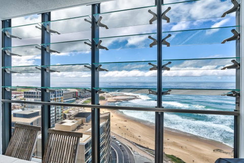 Arena, Unit A1205/75 Shortland Esplanade - Kempsey Accommodation 0