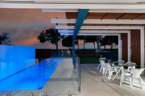 Arlington Beach House - Kempsey Accommodation 3