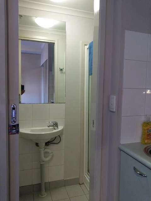 Arrow On Swanston Studio Apartment - Kempsey Accommodation 3