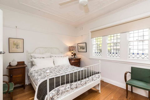 Art Deco 2 Bed Sydney/Darlinghurst Gem - Kempsey Accommodation 0