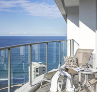 Artique Surfers Paradise - Official - Kempsey Accommodation