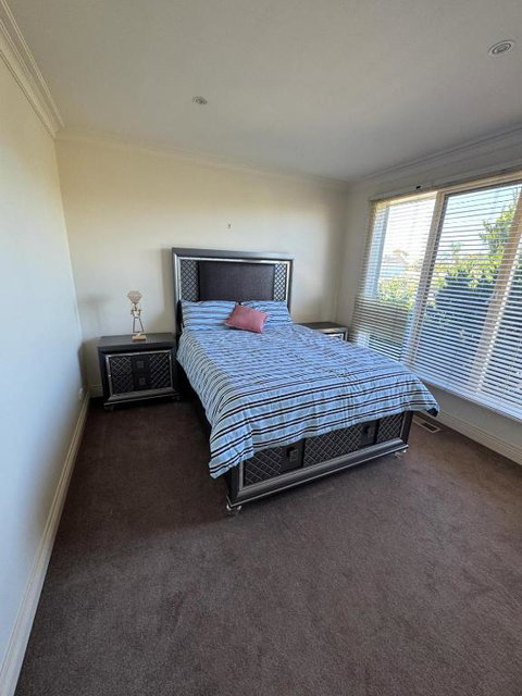 Luxurious Townhouse Retreat In Prestigious Brighton - Kempsey Accommodation 3