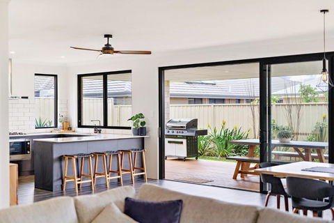 MAINBREAK - DUNSBOROUGH - Kempsey Accommodation 2