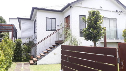 Maple Villa - The Beach House By The Bay - Kempsey Accommodation 1