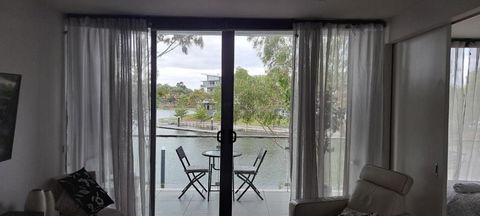 Marina View Apartment On The Maribyrnong River, Melbourne - Kempsey Accommodation 0