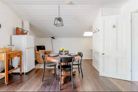 MARYBANK ESTATE - BARN LOFT - Kempsey Accommodation 3