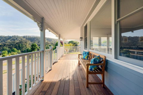 Marysville Luxury Villa - Kempsey Accommodation 1