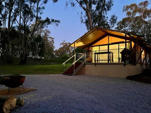 McLean Beach Holiday Park - Kempsey Accommodation 0