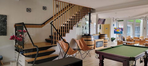 Merry Mary - Kempsey Accommodation 1