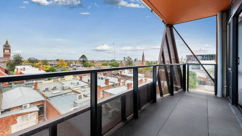 Modern 2B Apartment With City Views - Kempsey Accommodation 2
