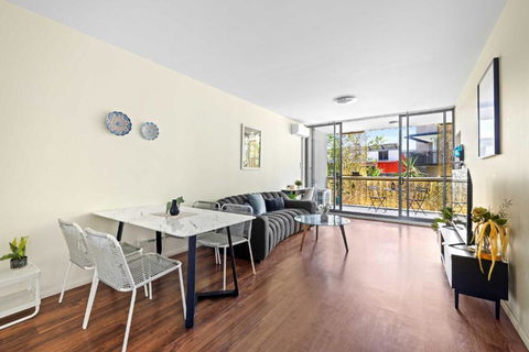 Modern Apt - Free Parking - Convenient Location - Kempsey Accommodation 2
