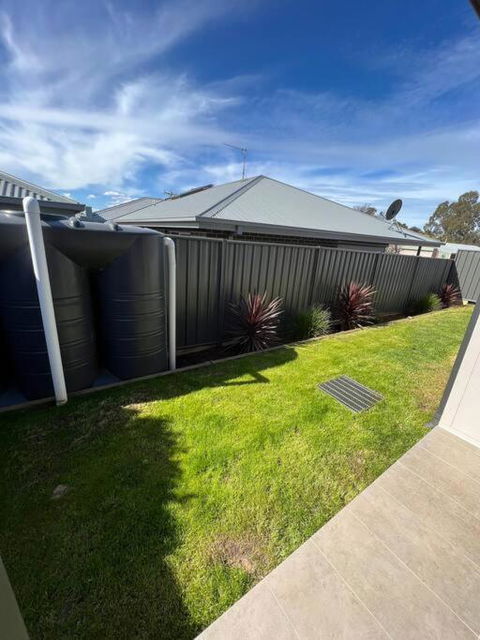 Modern Home Away From Home - Kempsey Accommodation 3