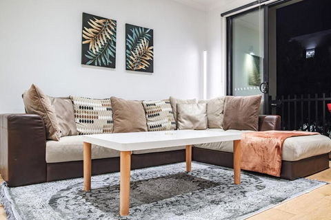 Modern Living 2br Townhouse In Maidstoneoffice - Kempsey Accommodation 2
