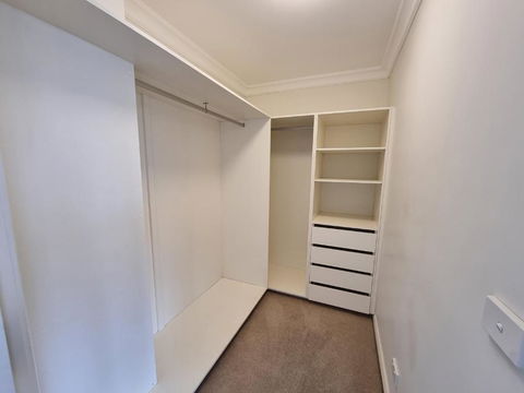 Modern Narre Warren Three Bedroom Townhouse, Close To Fountain Gate SC - Kempsey Accommodation 2