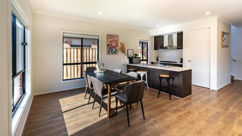Modern New Homly House At Clyde - Kempsey Accommodation 2