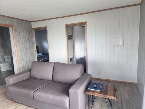 Mount Rumney Escapes - 5 Seaview Kangaroo House - Kempsey Accommodation 3