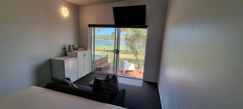 Narangba Motel (formerly Brisbane North B&B And Winery) - Kempsey Accommodation 2