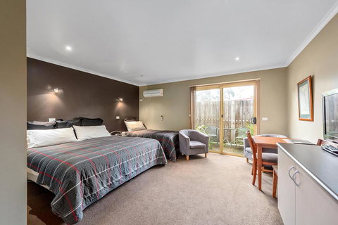 Motel Strahan - Kempsey Accommodation 1
