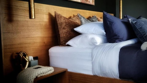 Murdoch + Luxury + Experience - Kempsey Accommodation 3