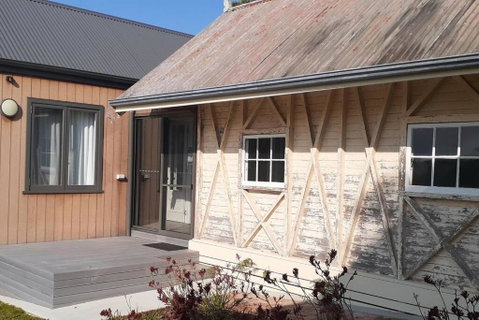 NEST- Luxury Vineyard Accommodation - Kempsey Accommodation 2