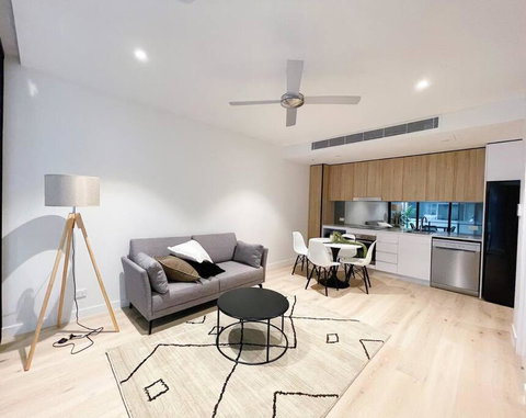 New Modern Apartment Next To Westfield Chermside - Kempsey Accommodation 0