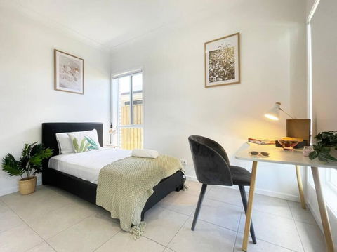 New Utopia 4 Bedrooms House Near Springfield - Kempsey Accommodation 2