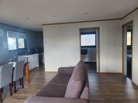 Mount Rumney Escapes - 4 Seaview Devil House - Kempsey Accommodation 3