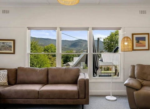 Mount Beauty 3BR Home - Kempsey Accommodation 3