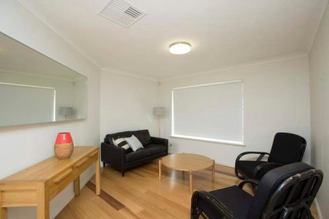 Mt Pleasant Short Stay - Kempsey Accommodation 3