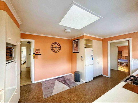 Nice 3 Bedroom House Mt Waverley - Kempsey Accommodation 1