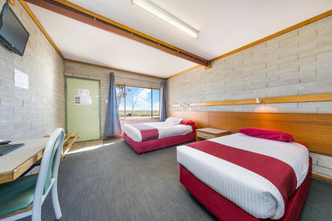 Nullarbor Roadhouse - Kempsey Accommodation 1