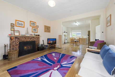 Oak And Pine - Kempsey Accommodation 3