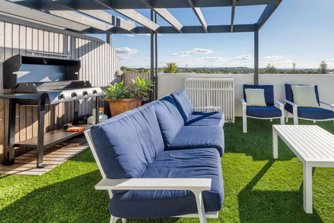 Ocean Front Views With Rooftop Terrace - Kempsey Accommodation 1