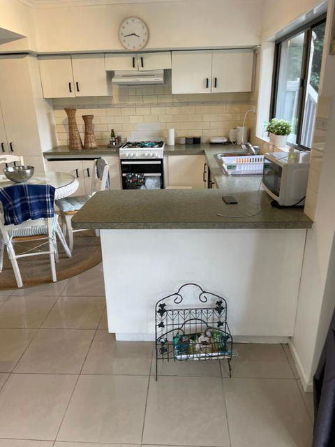 OCEAN GET AWAY - Kempsey Accommodation 0