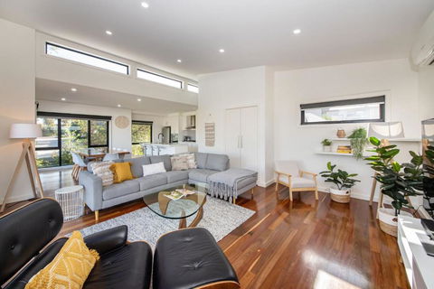 Ocean Grove Sunsets On Driftwood - Kempsey Accommodation 2